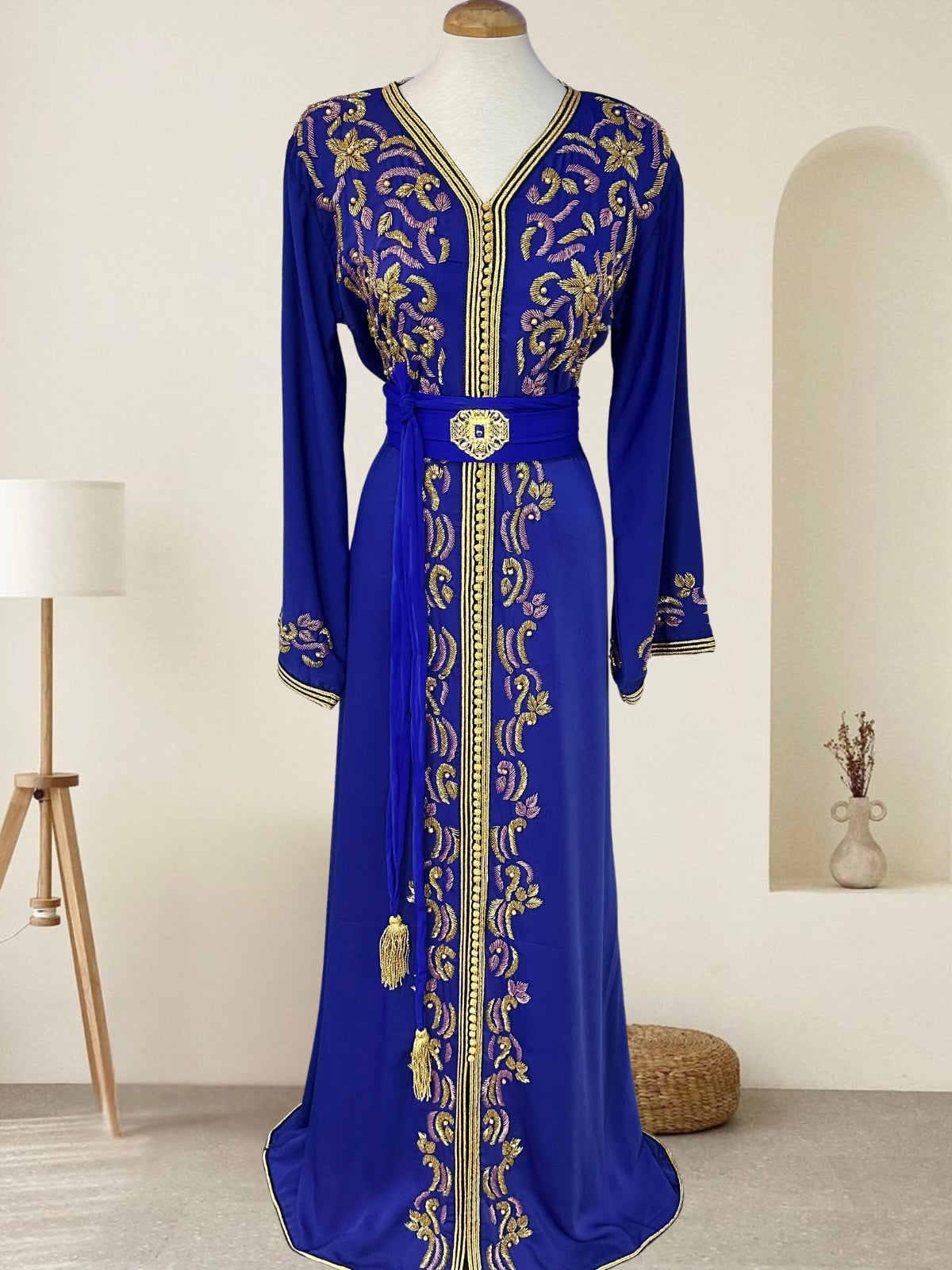 Royal blue Moroccan Kaftan made from premium crepe silk with gold and lilac embroidery, matching belt with tassels – one size fits all, available at Tendances An-Nisa Montréal and Shopanisa.ca