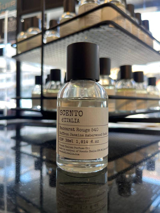 Scento d’Italia Baccarat Rouge inspired perfume oil, long-lasting Dubai fragrance in 30 ml bottle, perfect for travel and handbags.