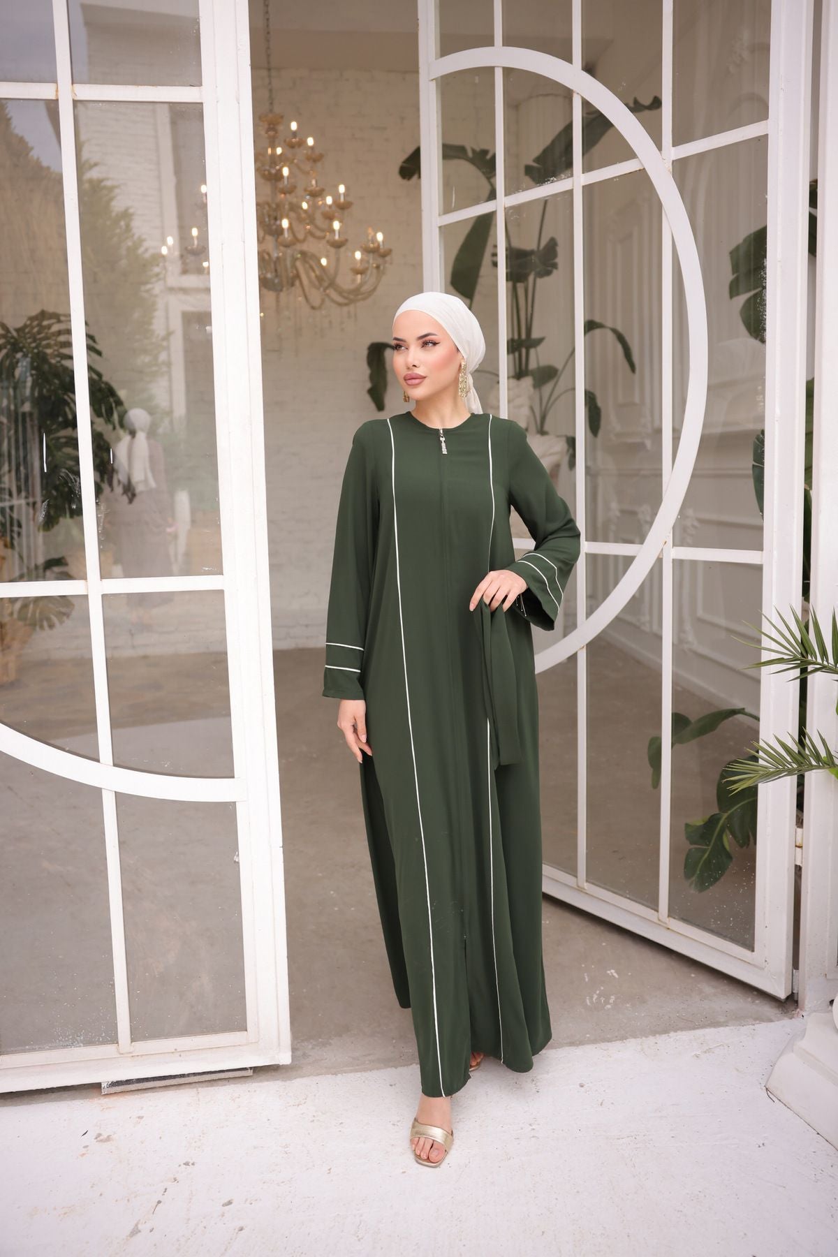 Elegant Green Abaya with Contrast Piping & Waist Tie
