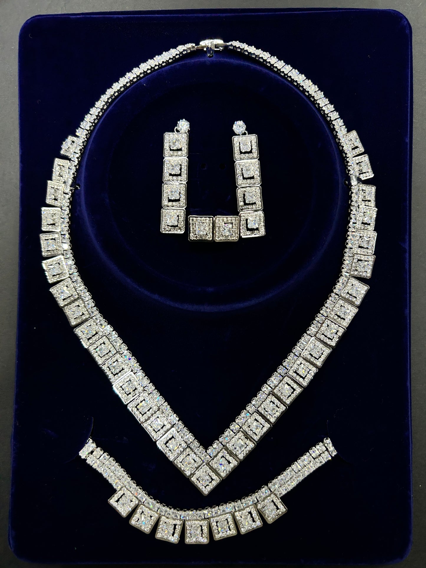 Zirconia Jewelry Set - Necklace Bracelet, Earrings, Ring.