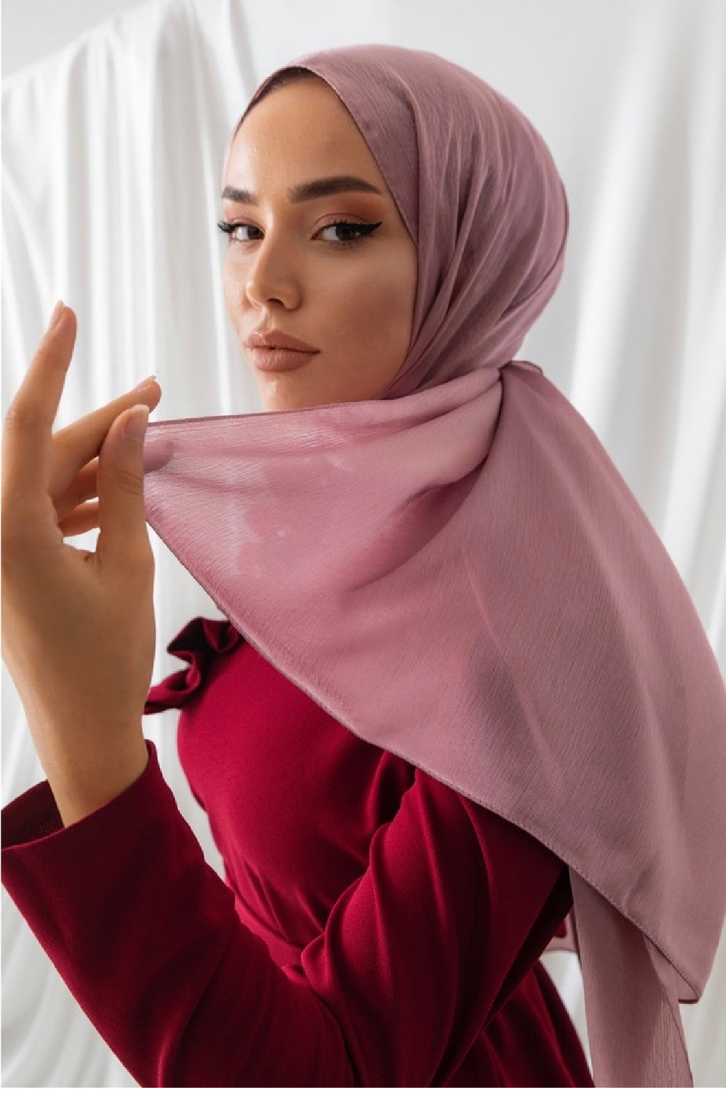 Exclusive Satin Hijab - Rose