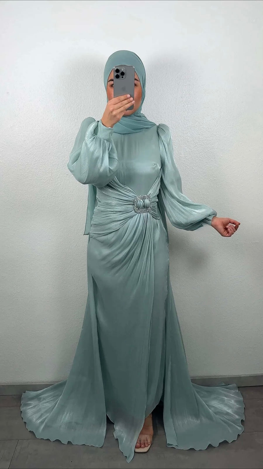 Nisa - Long sleeve evening dress