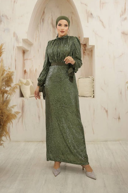 Robe de soirée verte à paillettes et manches longues