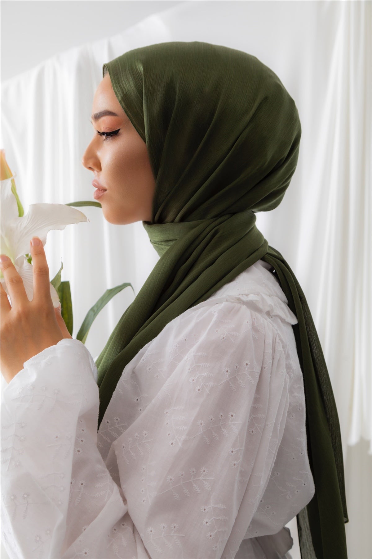 Hijab Satin Exclusif - Vert Olive